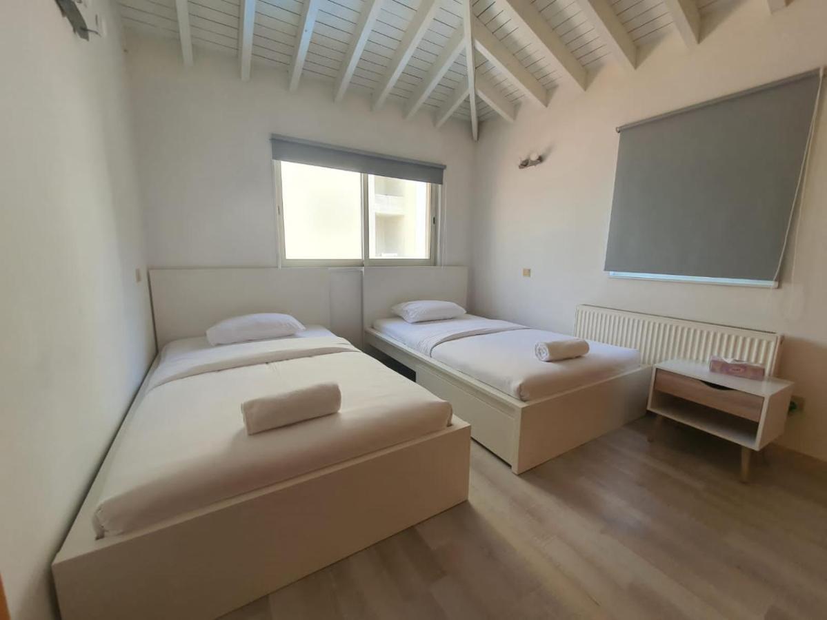 Gaia - 4 Bedroom House In Larnaca Exterior foto
